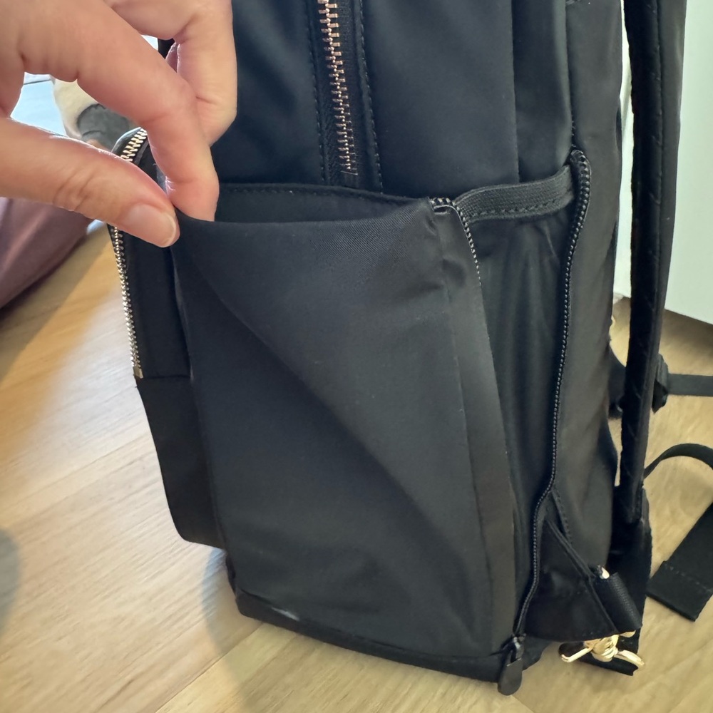 Lo & Sons Rowledge Backpack - Picture 10 of 16